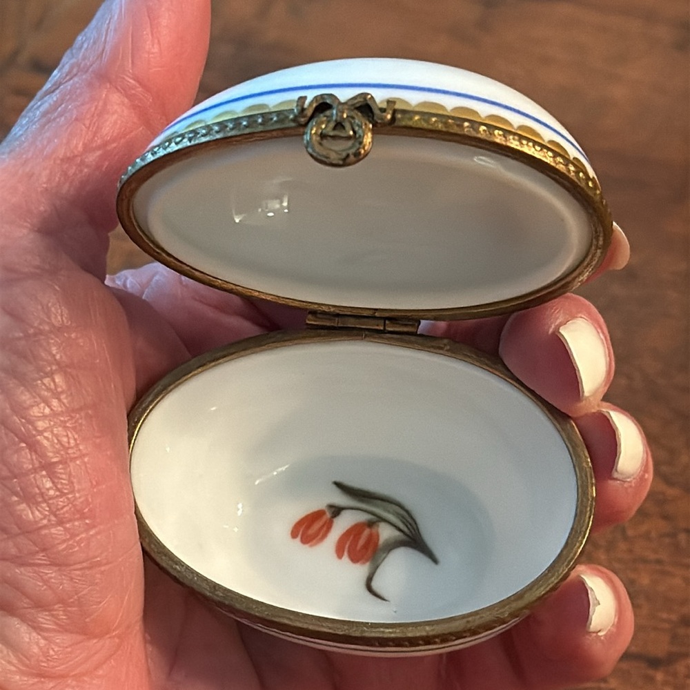 Limoges France Floral Porcelain Hinged Egg Shaped Trinket Box - Picture 6 of 13